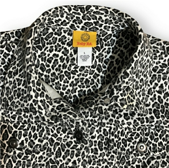 RUBY RD Grey Black Leopard Print Button Front Stretch Denim Jacket EUC! - Picture 9 of 9
